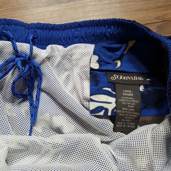 St John's Bay swim trunks - Picture 4 of 4